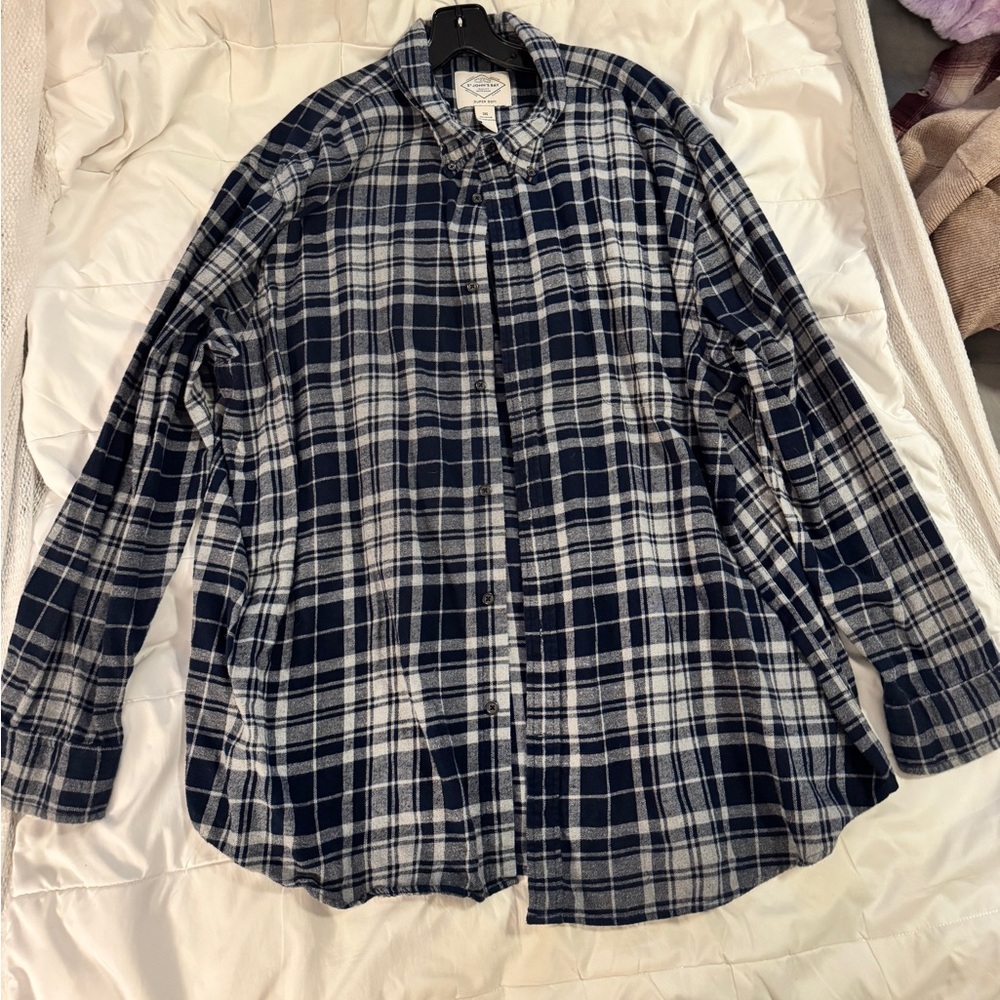 St Johns Bay Navy and White Plaid Button Down Shirt